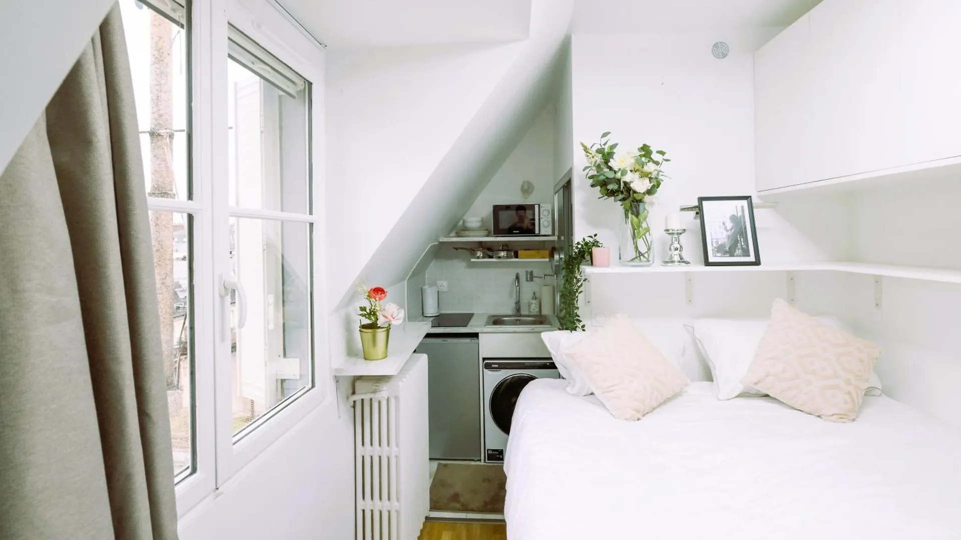 Apartment Tour Eiffel - Invalides - Studio Paris